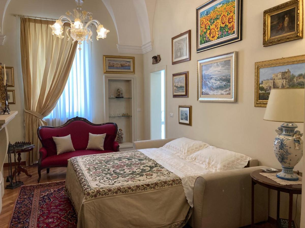 B&B Ai Due Santi Lecce Exterior photo